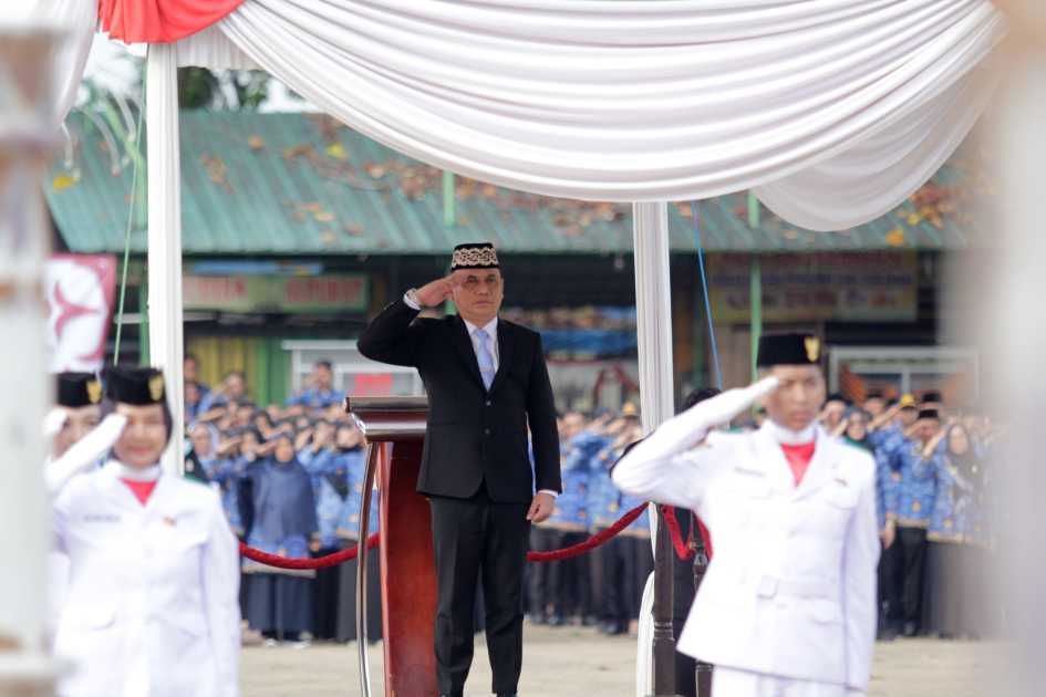 Advertorial : Bambang Pimpin Upacara Peringatan Pancasila