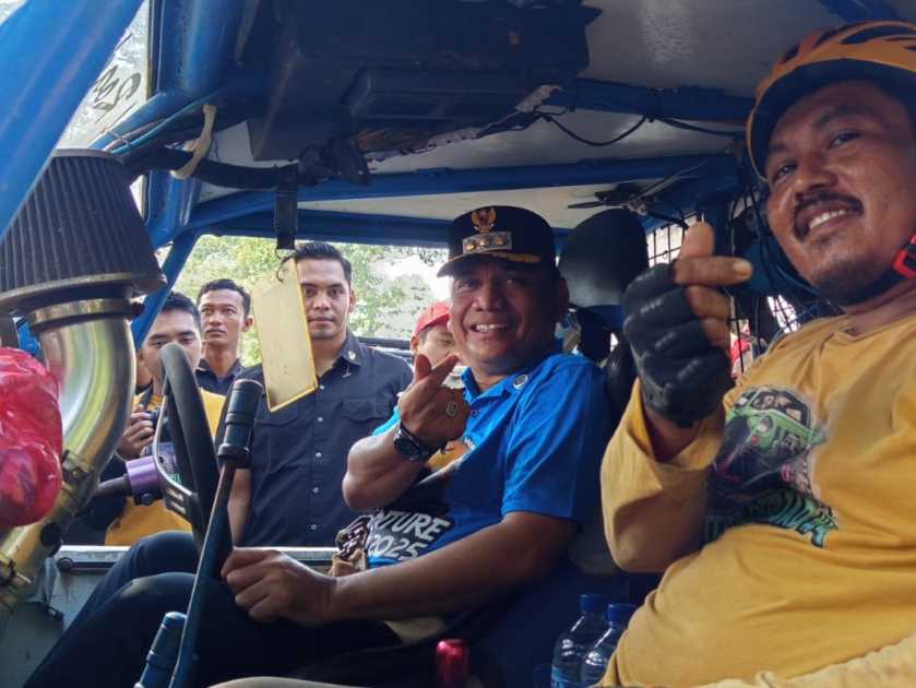 Advertorial : Walikota Metro Melepas Peserta Adventure Off-road Ke-5
